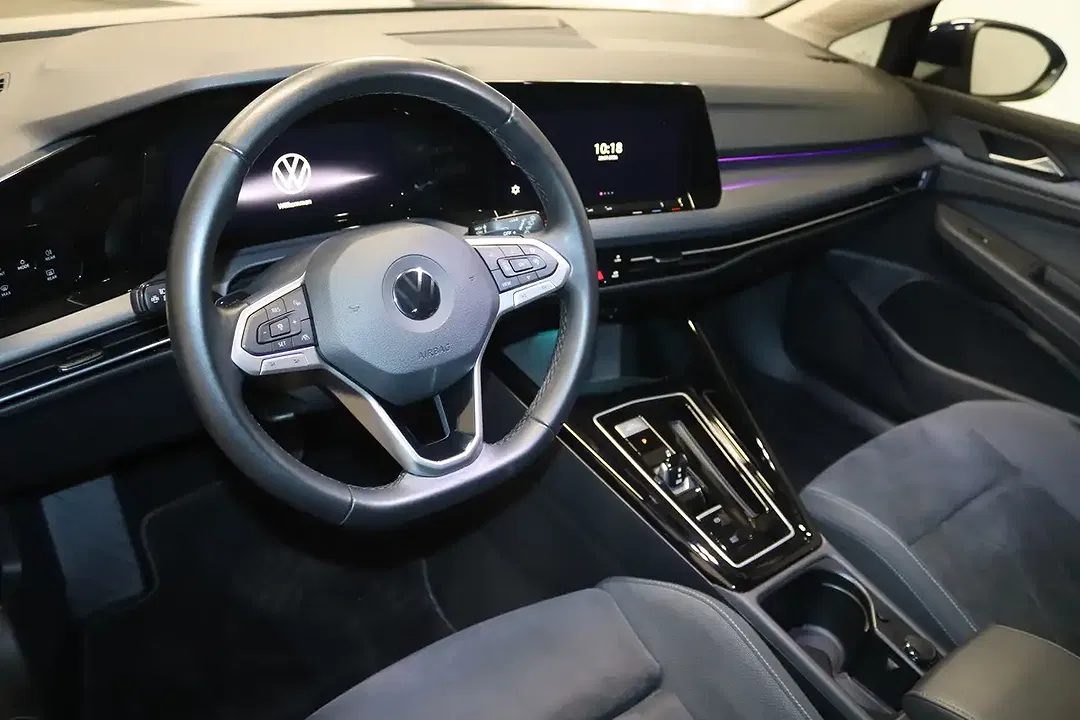 Volkswagen Golf - Thumbnail 9