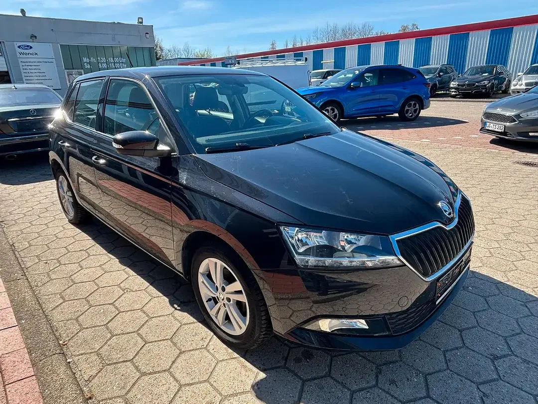 Skoda Fabia - Thumbnail 4