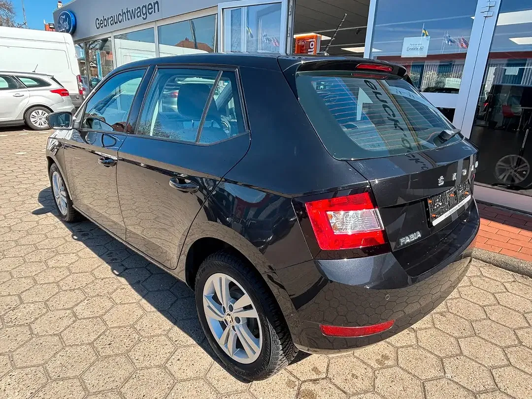 Skoda Fabia - Thumbnail 7