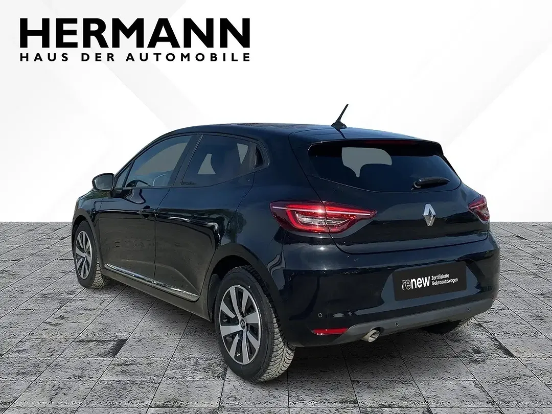Renault Clio - Thumbnail 3