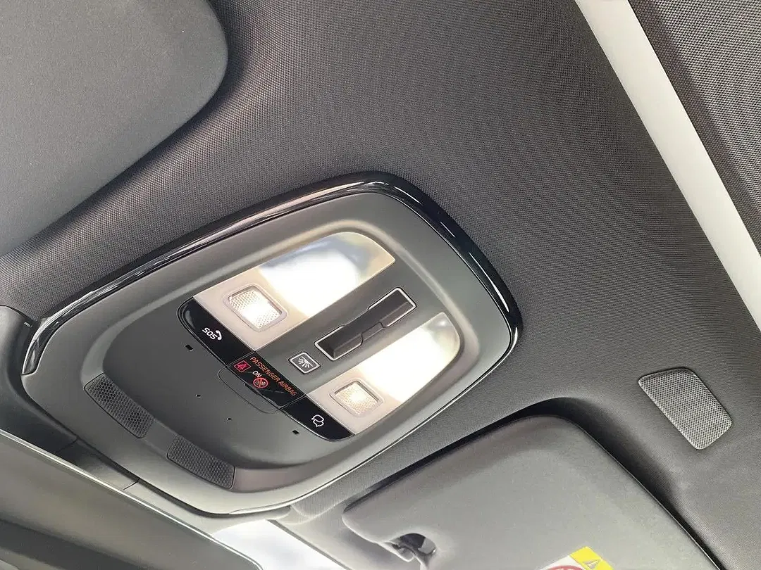 Volvo XC60 - Thumbnail 20