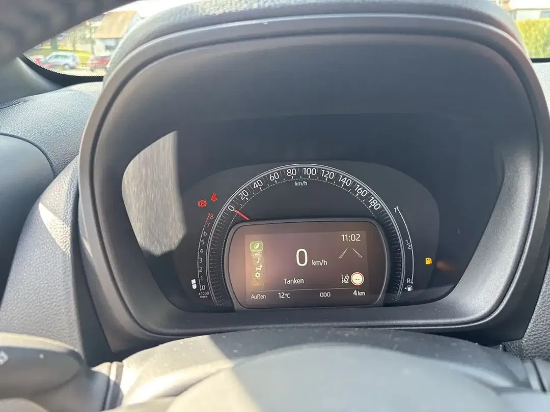 Toyota Aygo X - Thumbnail 12