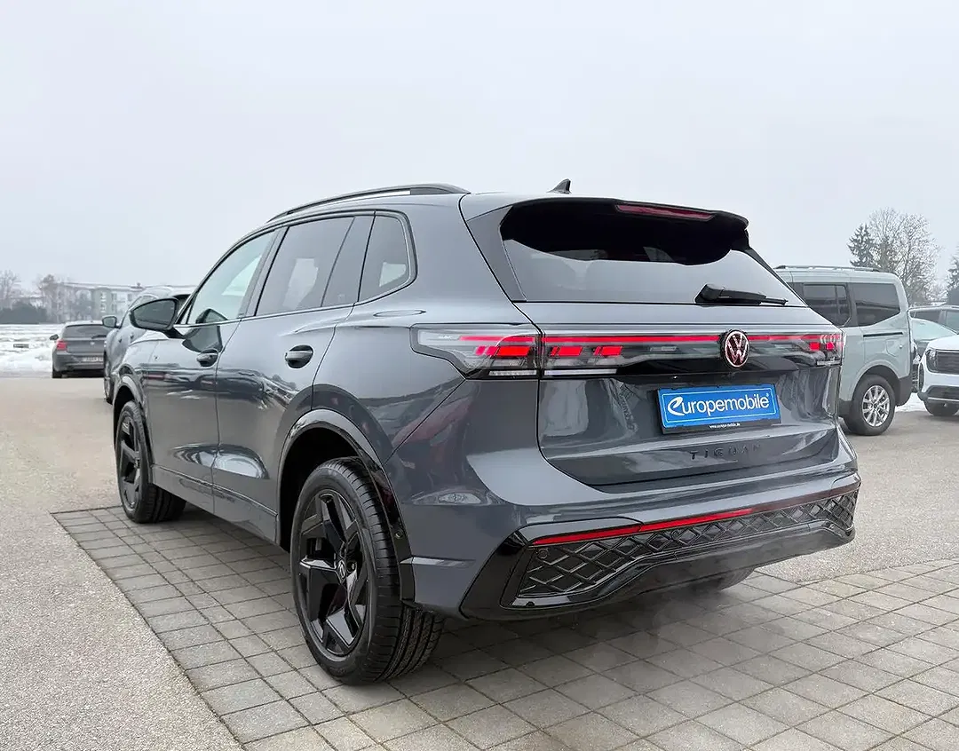 Volkswagen Tiguan - Thumbnail 2