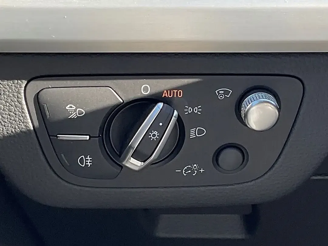 Audi SQ5 - Thumbnail 13