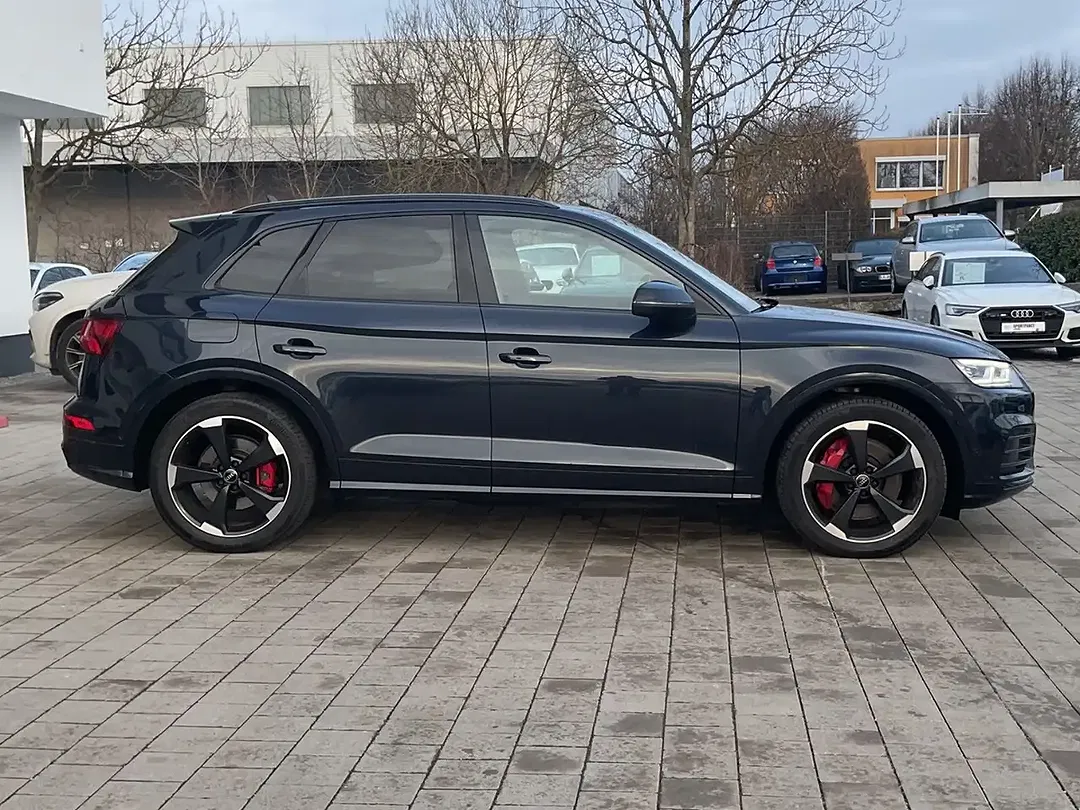 Audi SQ5 - Thumbnail 6