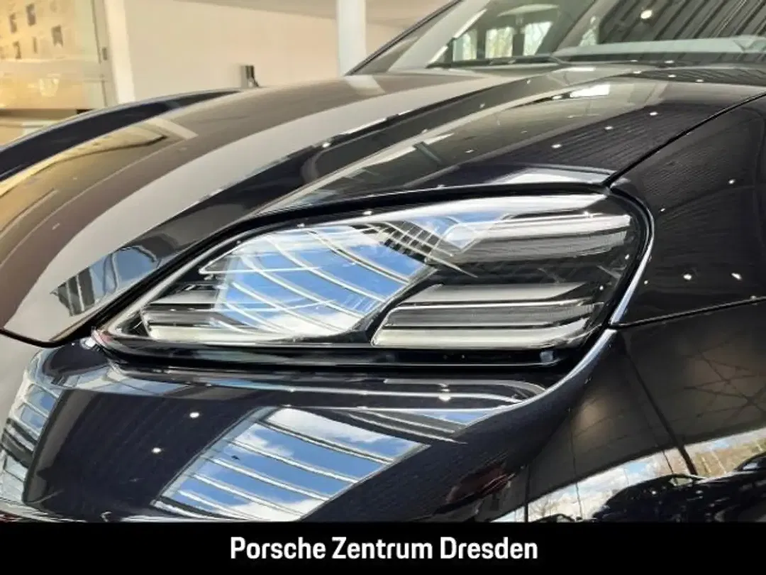 Porsche Macan - Thumbnail 12