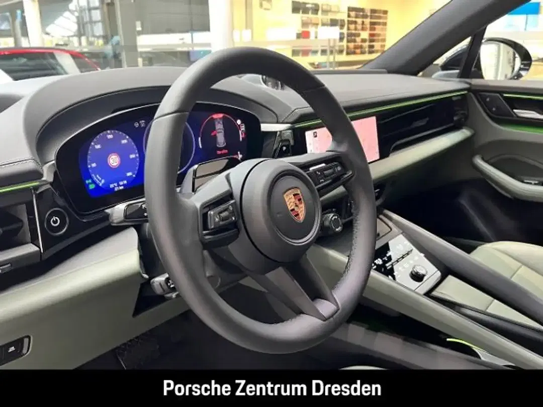 Porsche Macan - Thumbnail 14