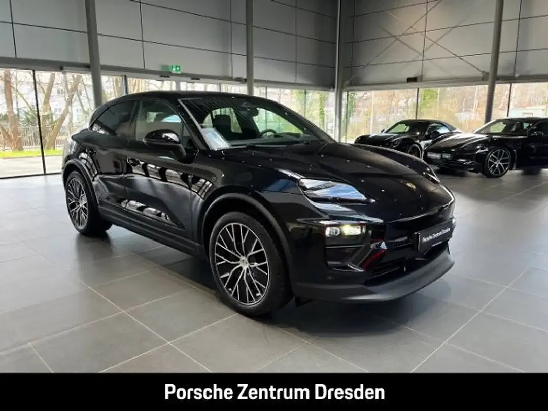 Porsche Macan - Thumbnail 9
