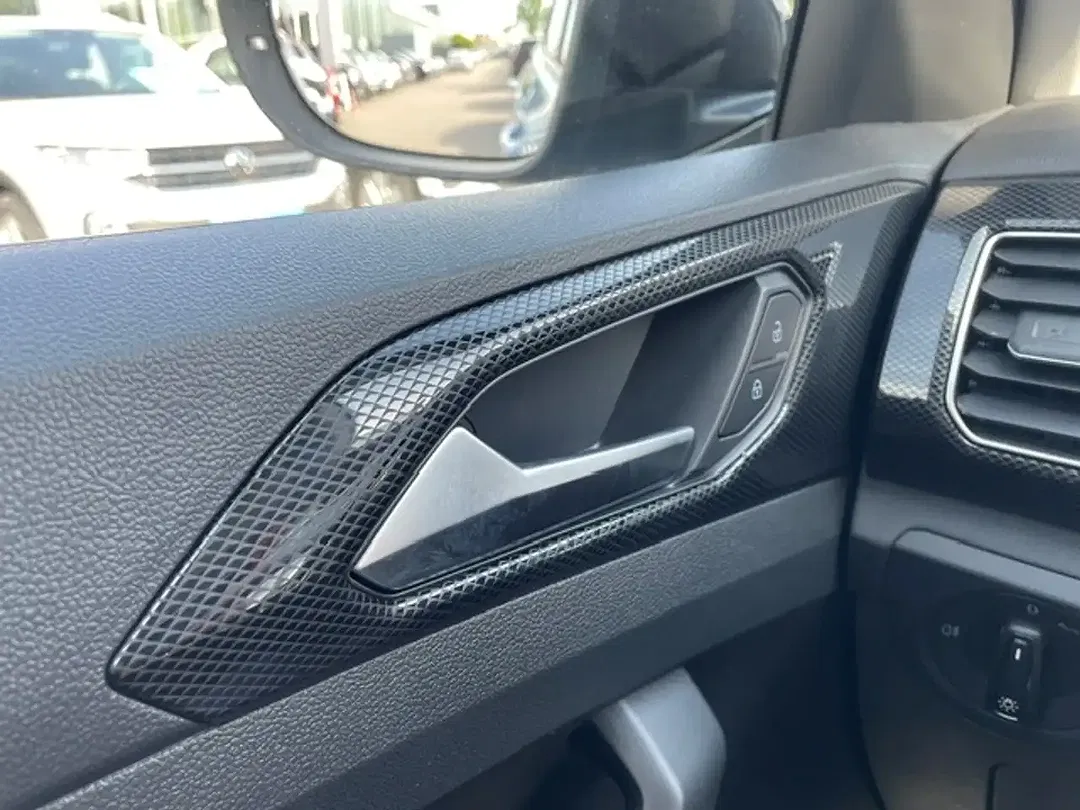 Volkswagen T-Cross - Thumbnail 14