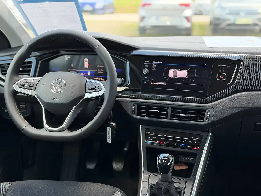 Volkswagen Polo - Thumbnail 11