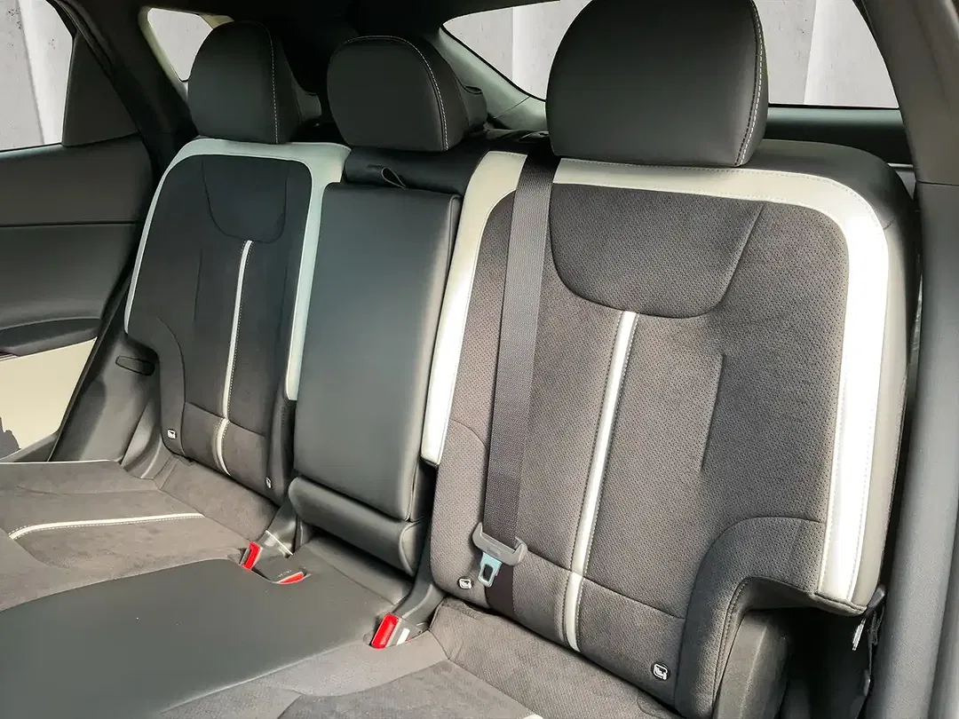 Kia EV6 - Thumbnail 3