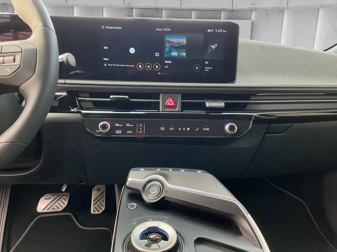 Kia EV6 - Thumbnail 6