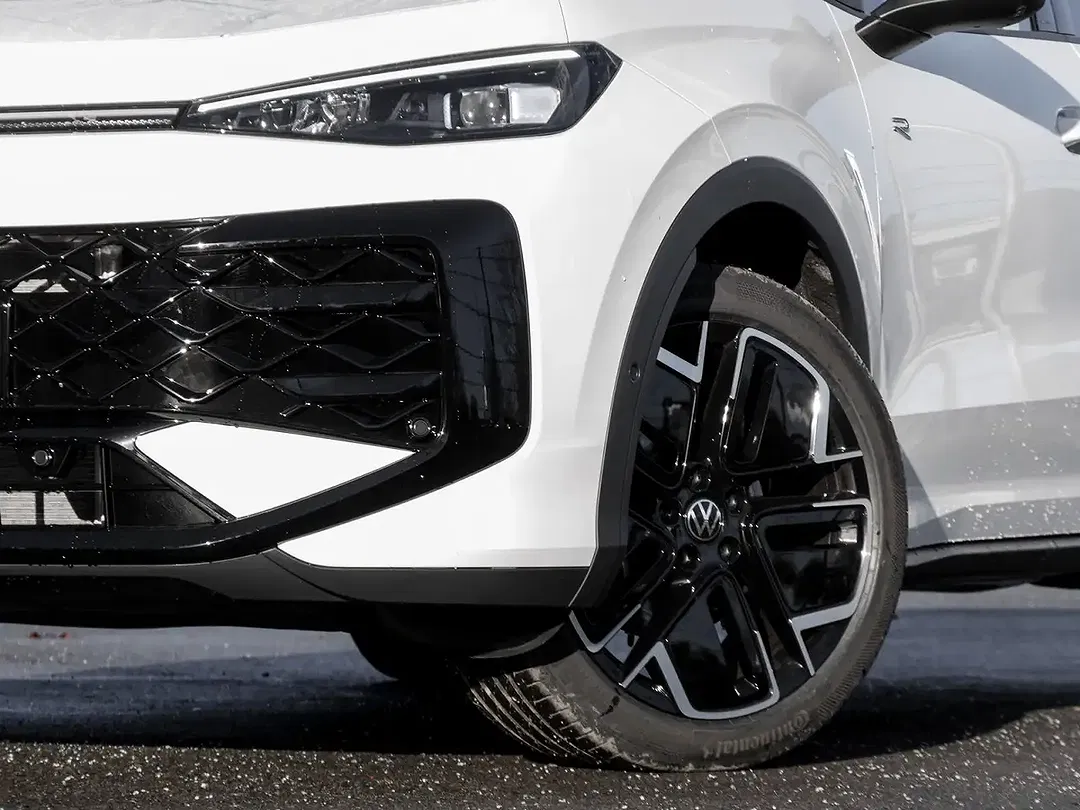 Volkswagen T-Roc - Thumbnail 5