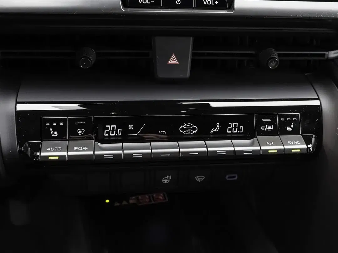 Toyota C-HR - Thumbnail 12