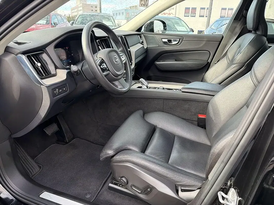 Volvo XC60 - Thumbnail 10