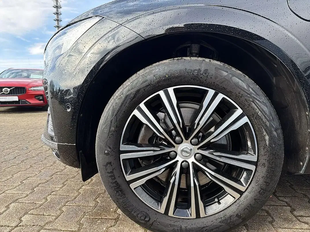 Volvo XC60 - Thumbnail 9