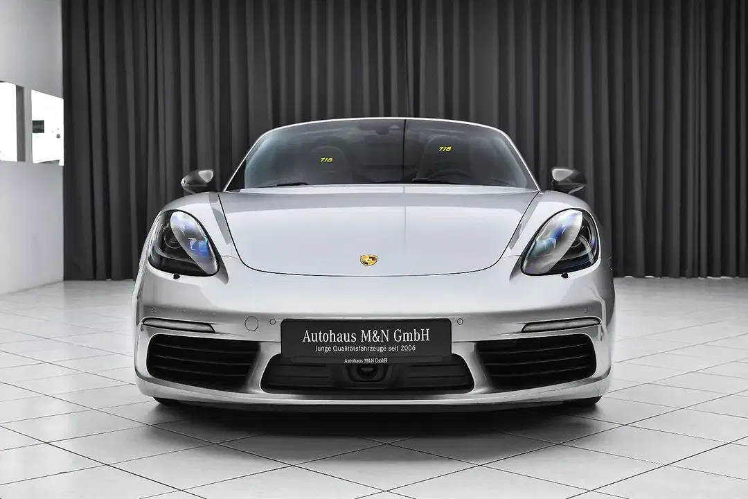 Porsche Boxster - Thumbnail 7