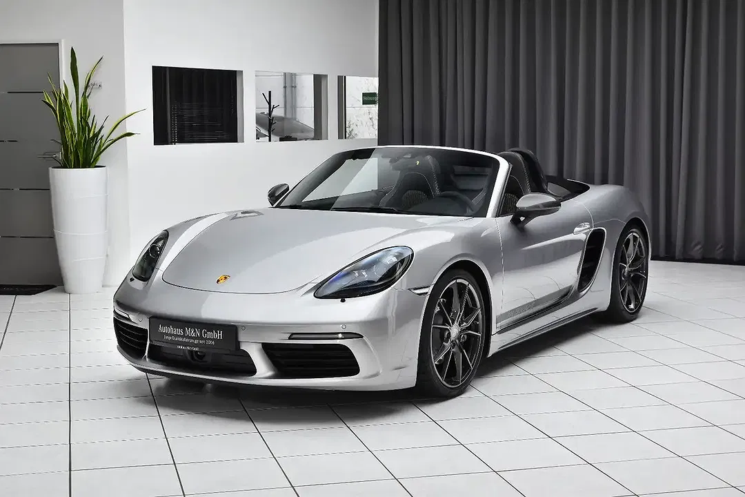 Porsche Boxster - Thumbnail 9