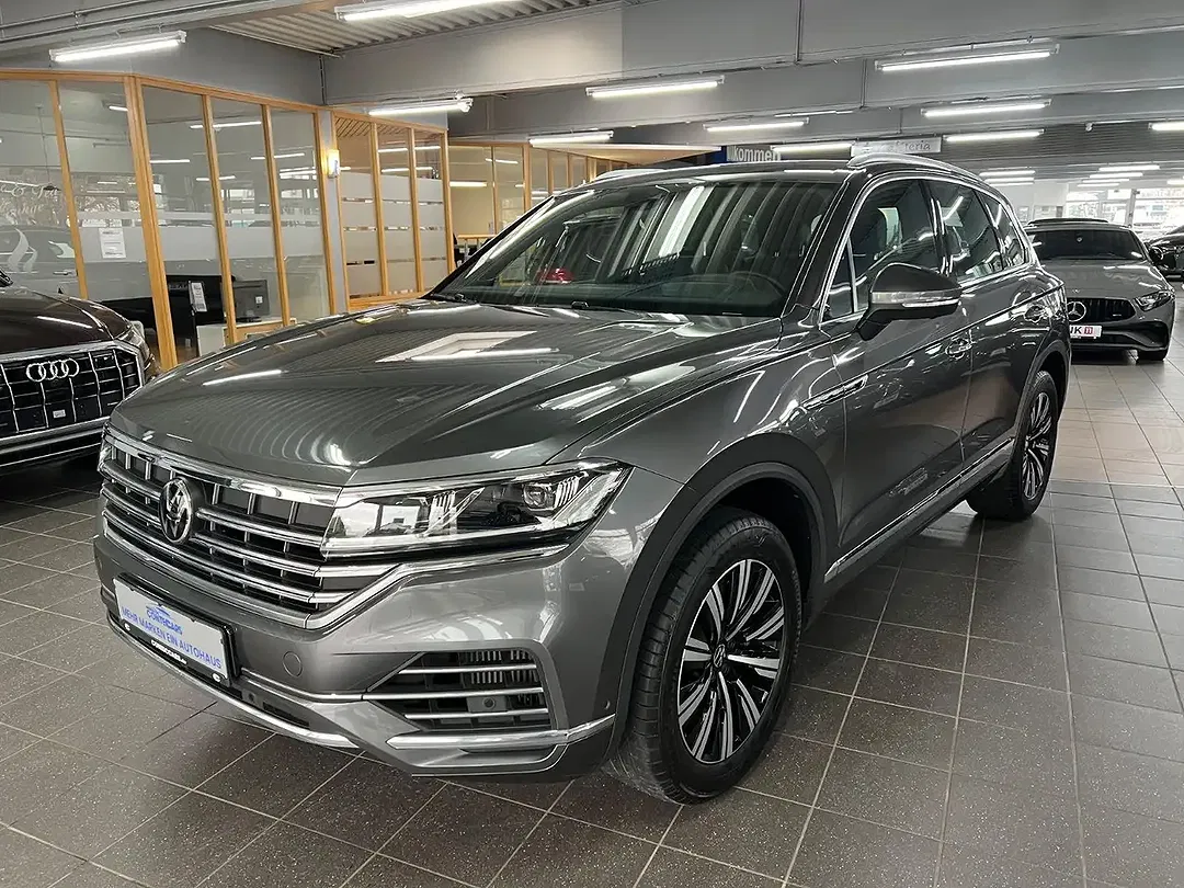 Volkswagen Touareg - Thumbnail 5