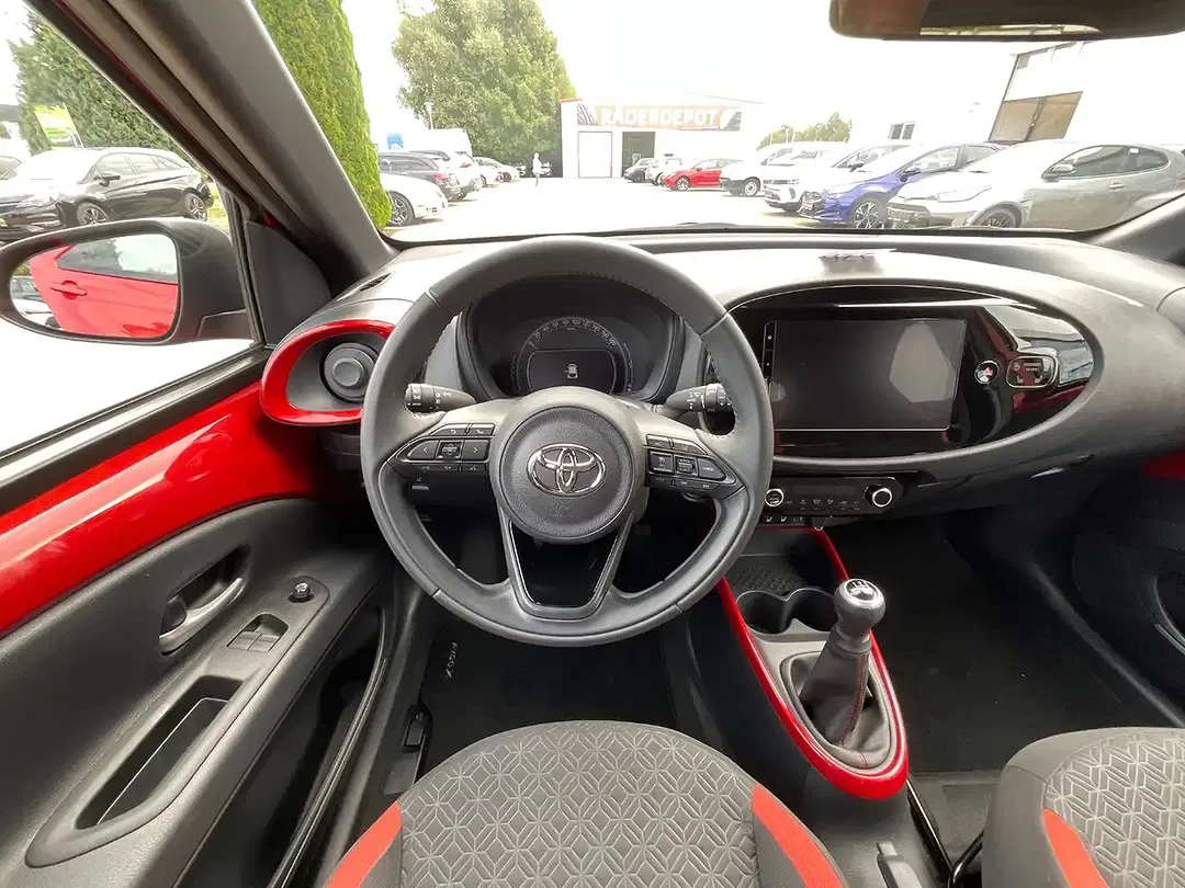 Toyota Aygo - Thumbnail 12