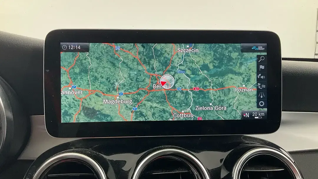 Mercedes-Benz C 300 - Thumbnail 6