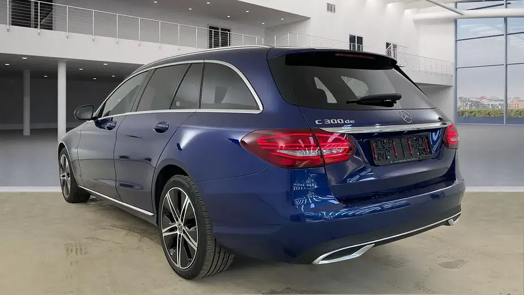 Mercedes-Benz C 300 - foto 2