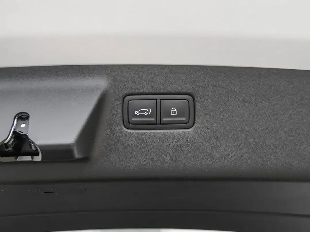 Hyundai SANTA FE - Thumbnail 15