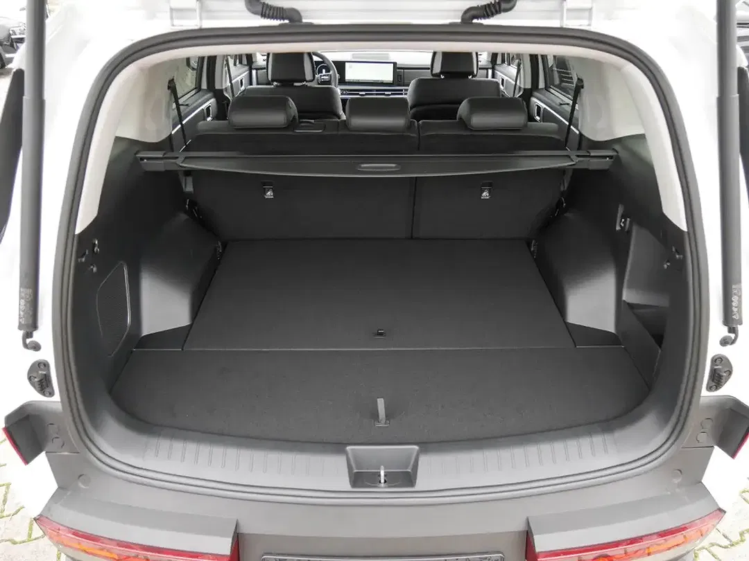 Hyundai SANTA FE - Thumbnail 9
