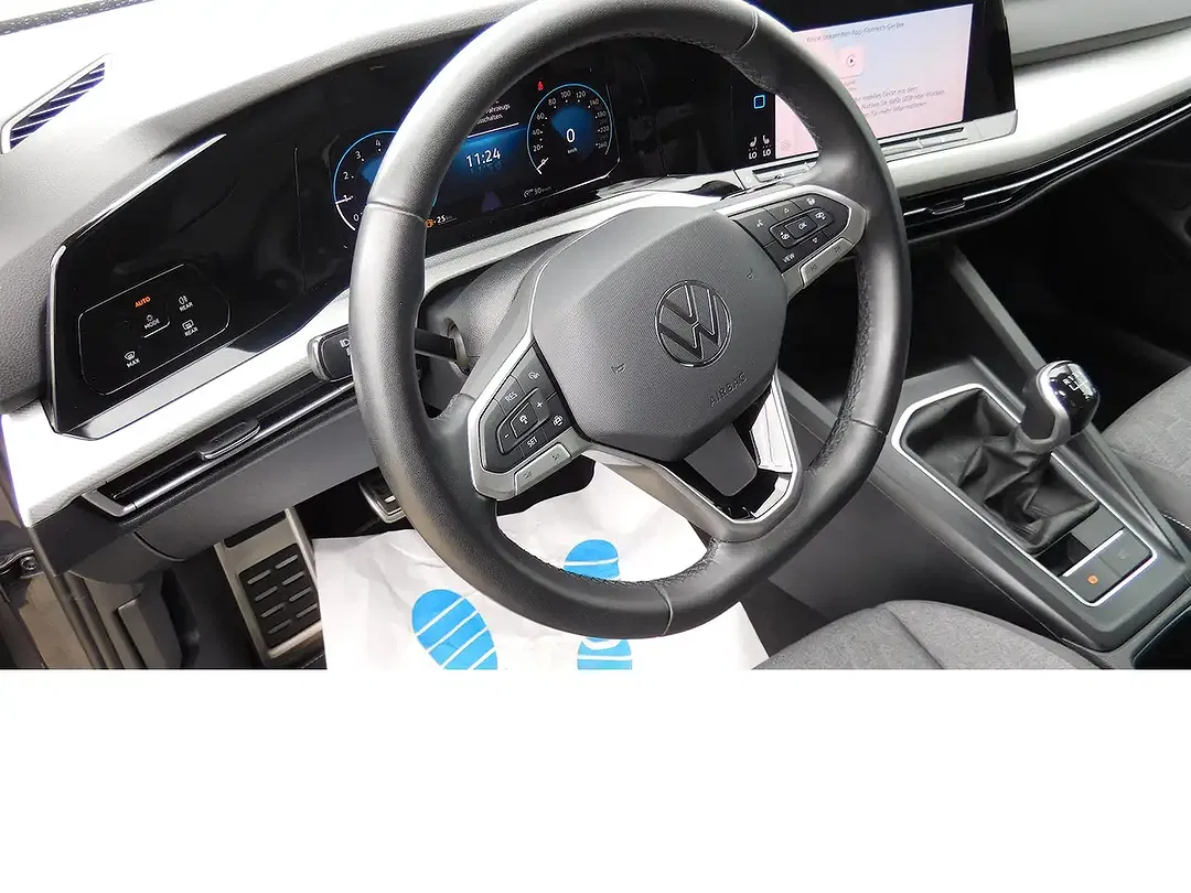 Volkswagen Golf - Thumbnail 10