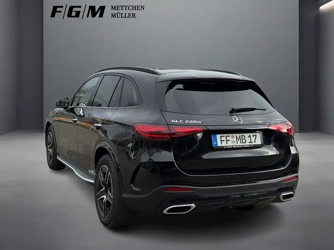 Mercedes-Benz GLC 220 - Thumbnail 2