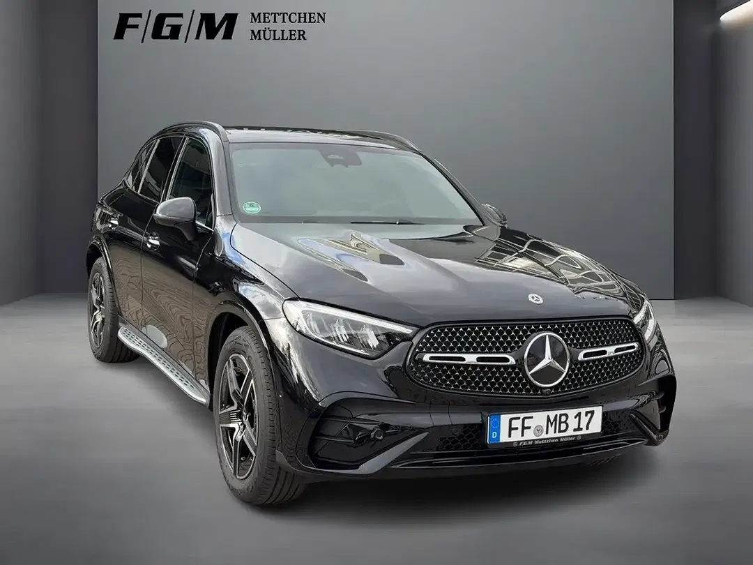 Mercedes-Benz GLC 220 - Thumbnail 4