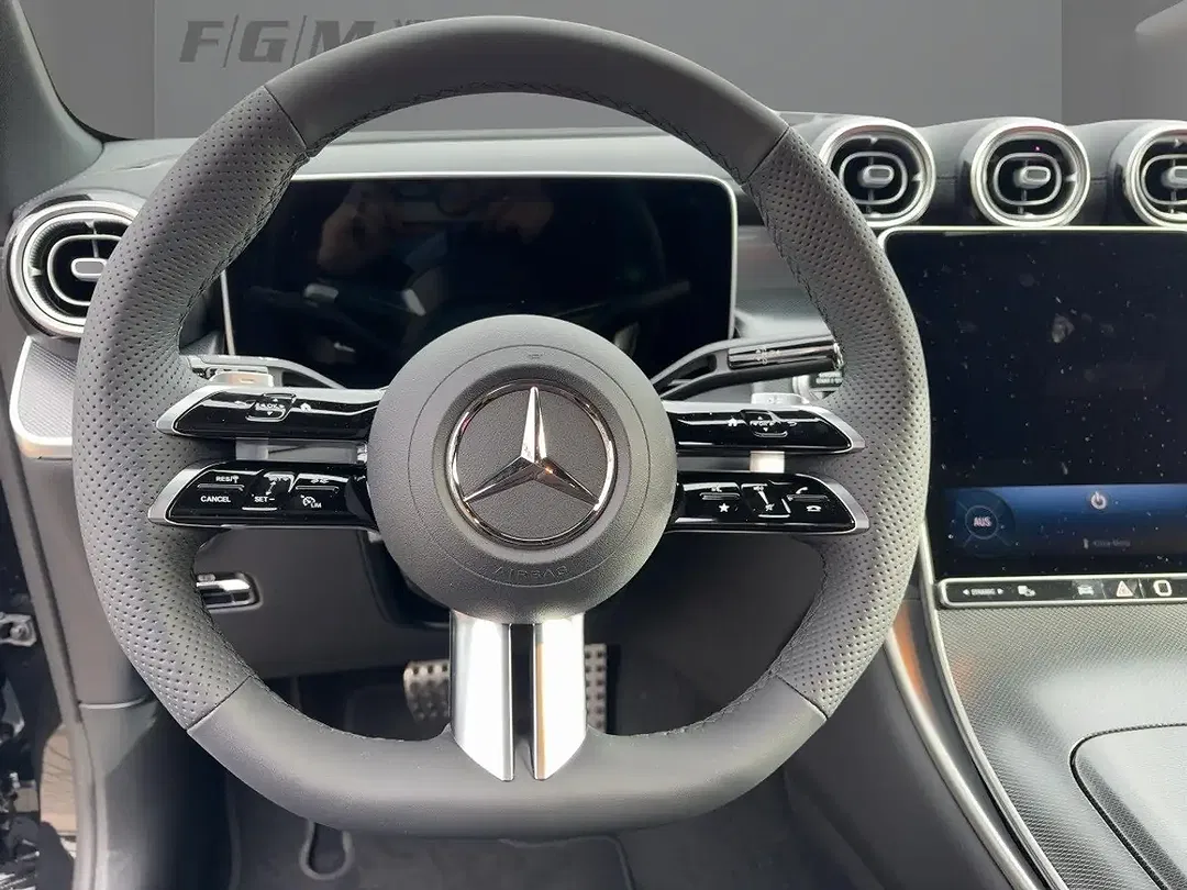 Mercedes-Benz GLC 220 - Thumbnail 9