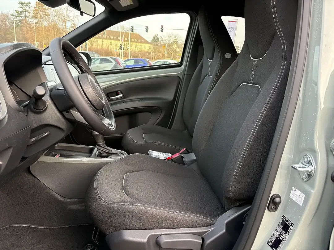 Toyota Aygo - Thumbnail 7