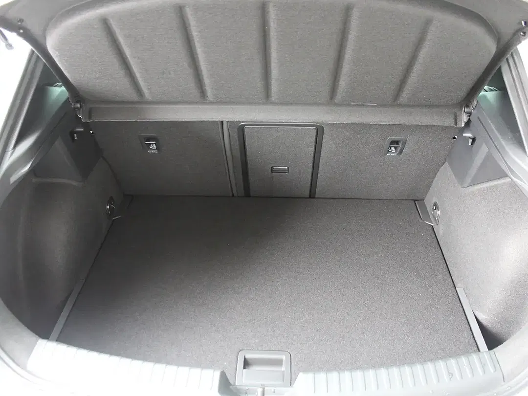 SEAT Leon - Thumbnail 6