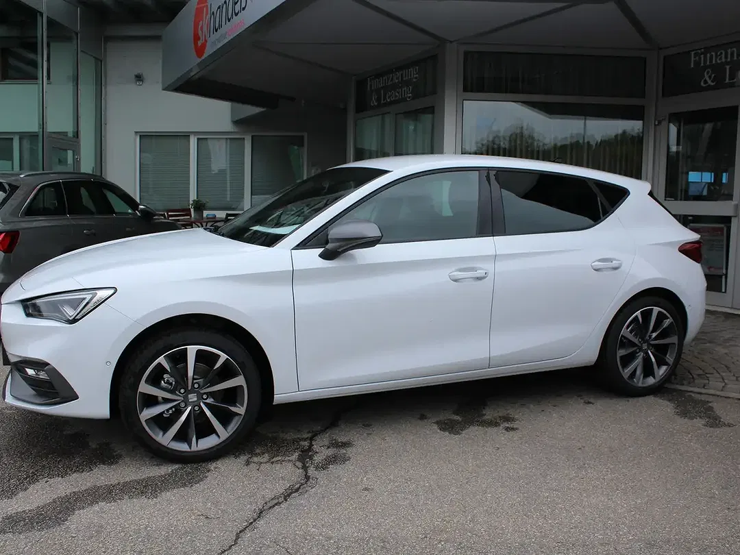 SEAT Leon - Thumbnail 7