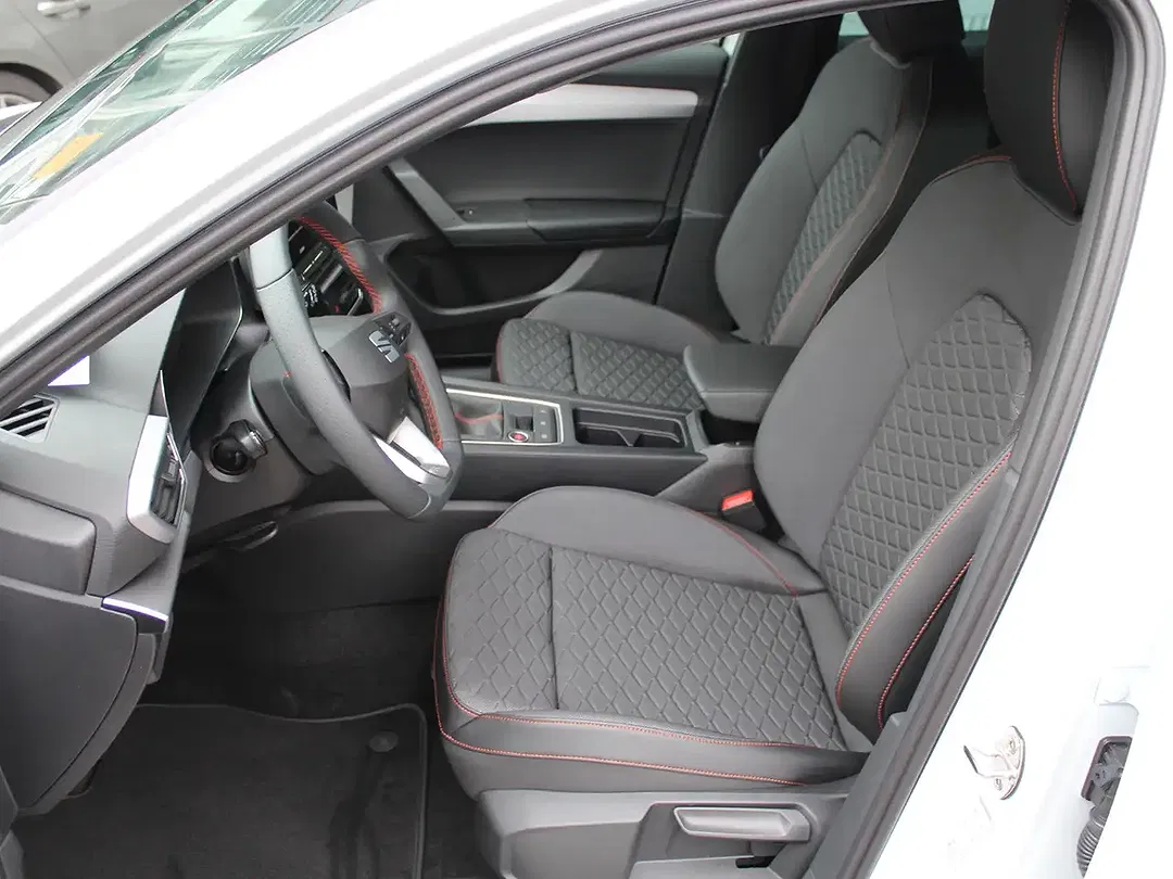 SEAT Leon - Thumbnail 9