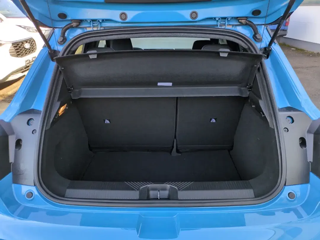 Nissan Micra - Thumbnail 7