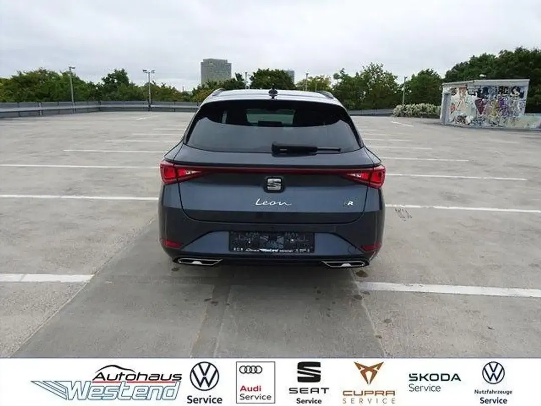 SEAT Leon 1.5 eTSI DSG FR - foto 12