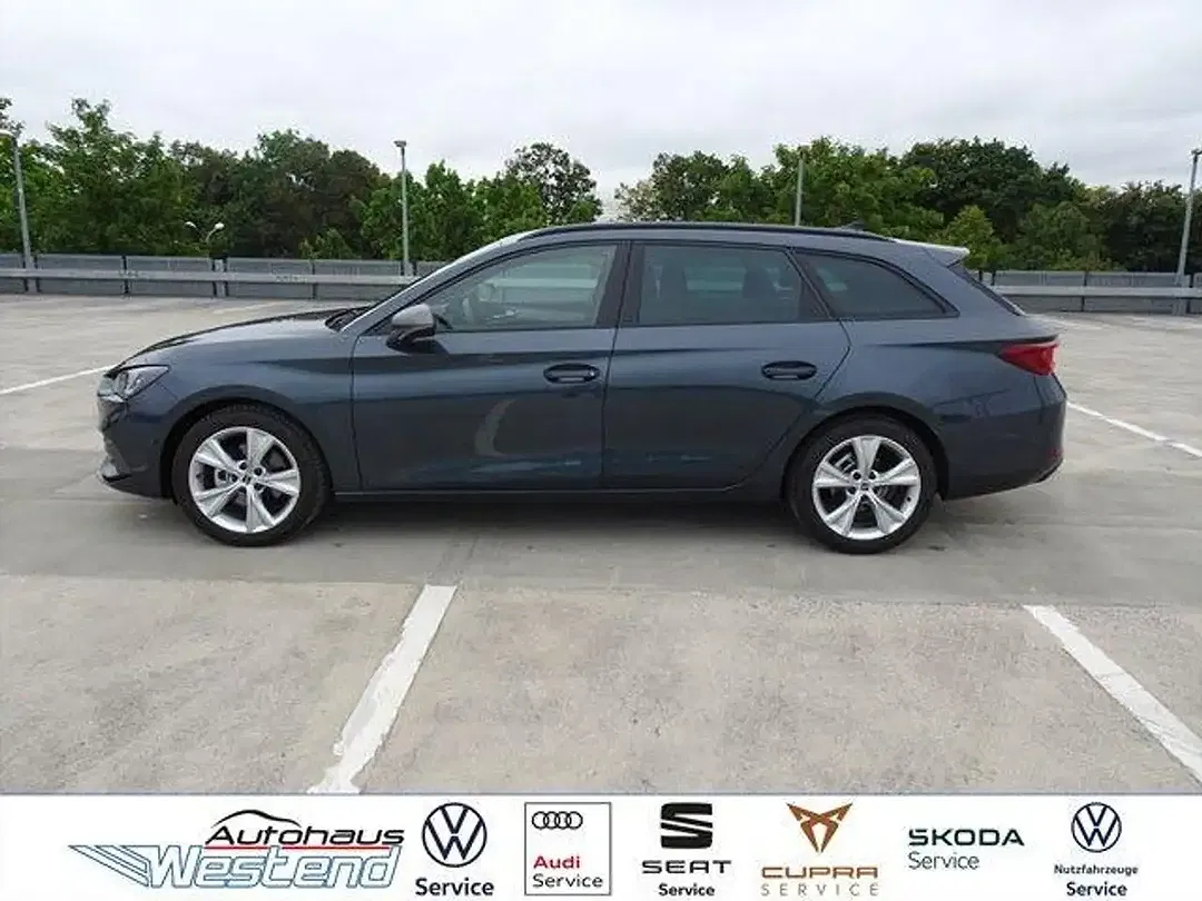 SEAT Leon - Thumbnail 3