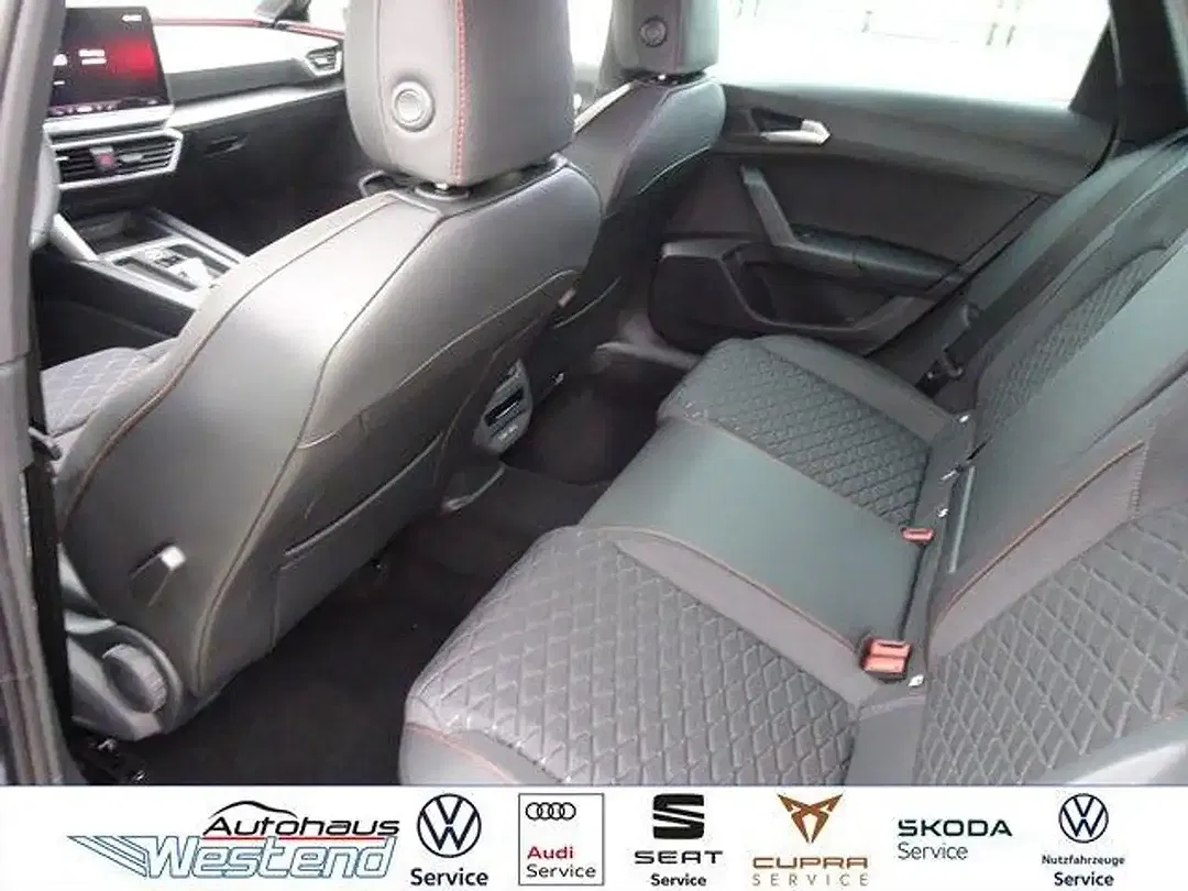 SEAT Leon - Thumbnail 9