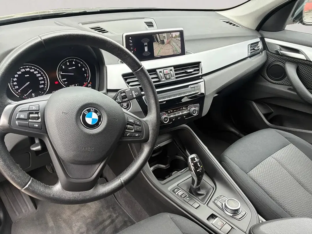 BMW X1 - Thumbnail 12