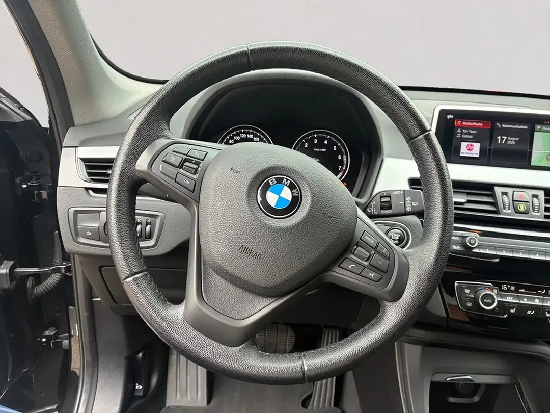 BMW X1 - Thumbnail 15