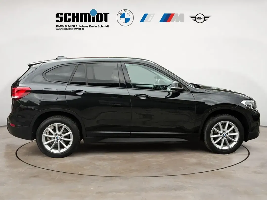 BMW X1 - Thumbnail 8