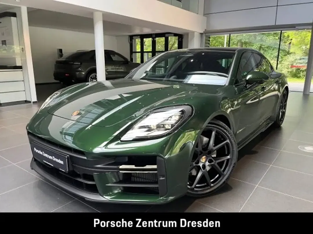 Porsche Panamera - Thumbnail 1