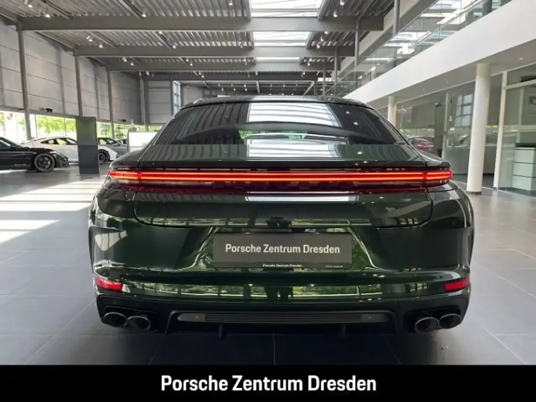 Porsche Panamera - Thumbnail 10