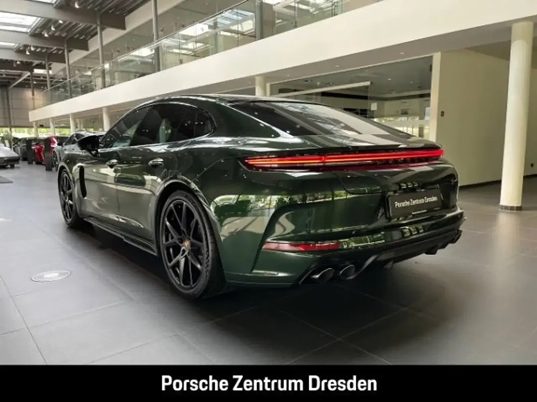 Porsche Panamera - Thumbnail 3
