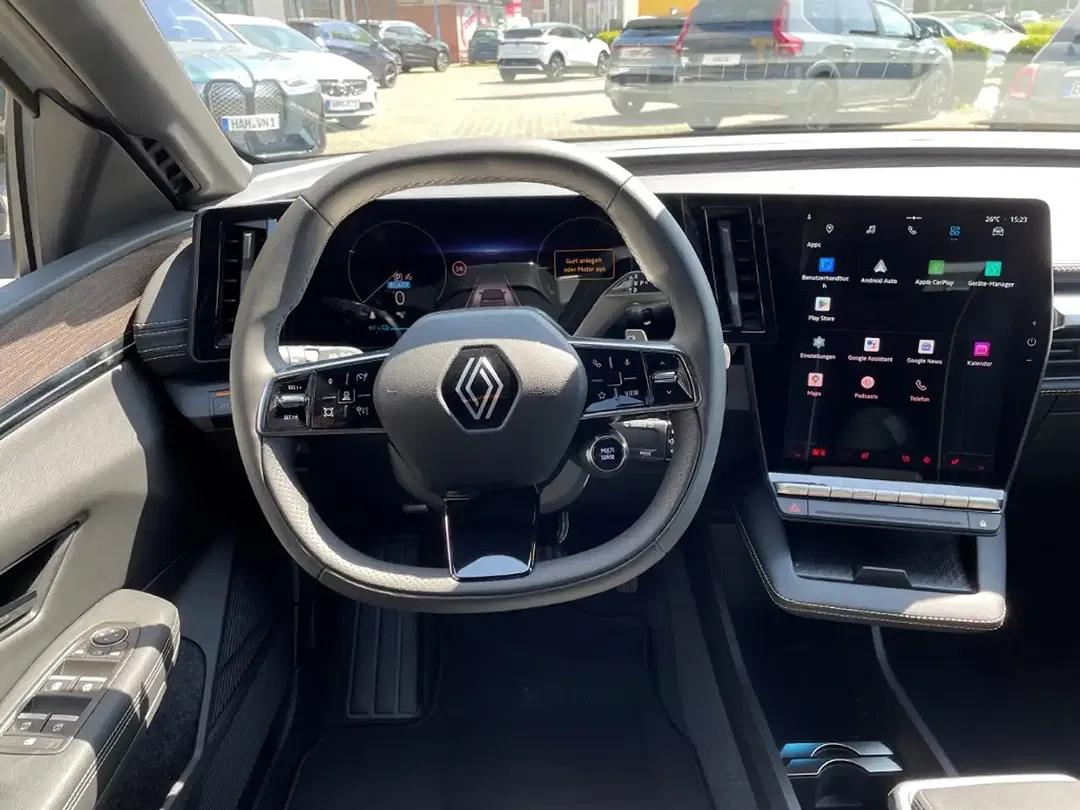 Renault Megane E-Tech - Thumbnail 9
