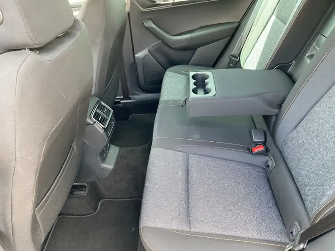 Skoda Karoq - Thumbnail 6