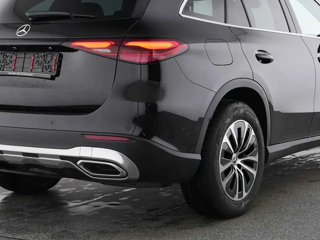 Mercedes-Benz GLC 220 - Thumbnail 9