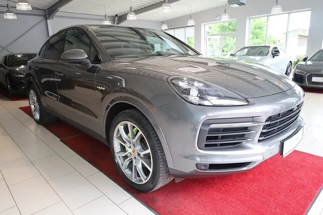 Porsche Cayenne - Thumbnail 7